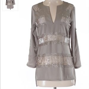 BCBGMAXAZRIA 3/4 Sleeve Blouse XS